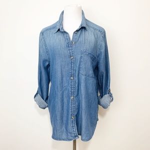 AE Boyfriend Fit Chambray Button Up Shirt
